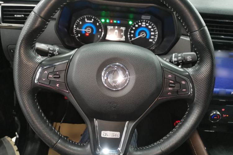 Used Dongfeng Fengon 580 2017 1.5T CVT Luxury Model Steering Wheel