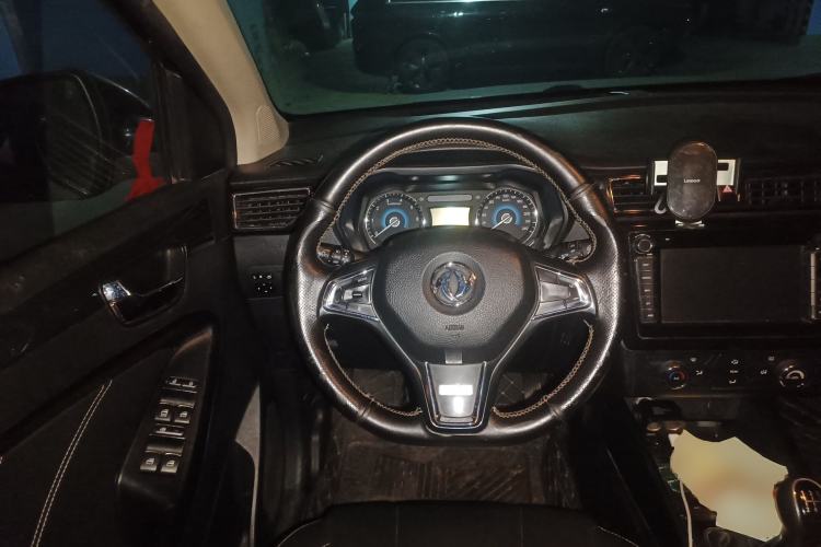 Used Dongfeng Fengon 580 2017 1.8L Manual Comfort Model Steering Wheel