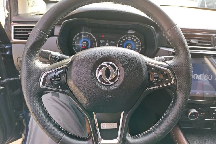 Used Dongfeng Fengon 580 2017 1.5T CVT Luxury Model Steering Wheel