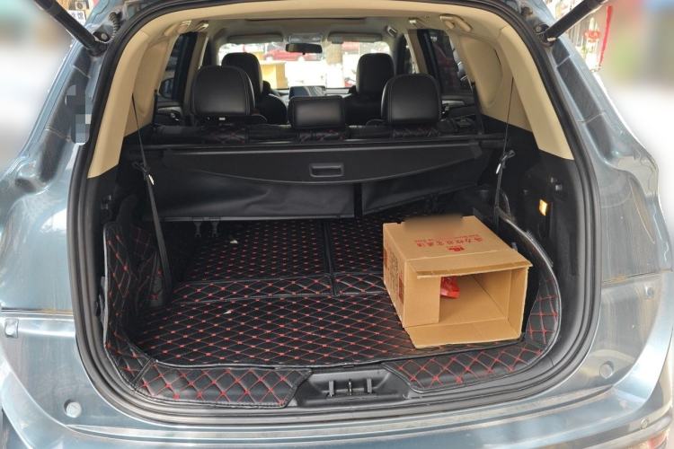 Used Dongfeng Fengon 580 2017 1.5T CVT Smart Connectivity Model Trunk