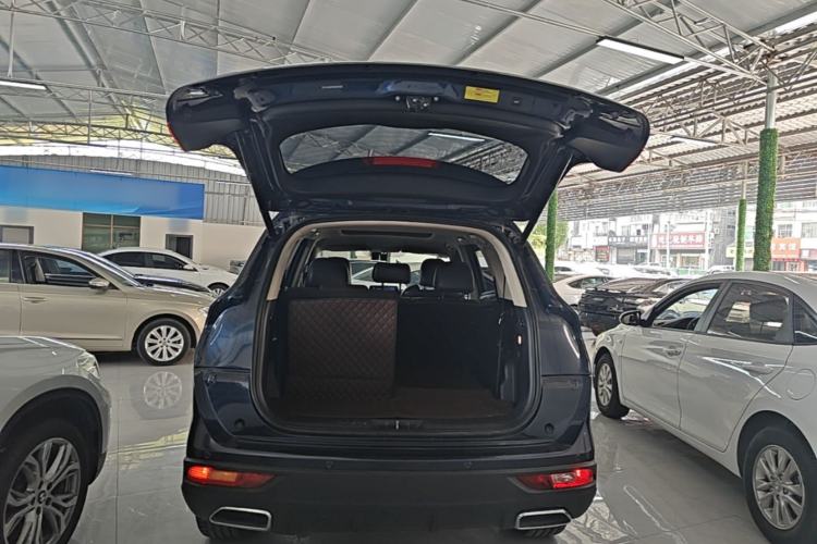 Used Dongfeng Fengon 580 2017 1.5T CVT Smart Connectivity Model Trunk