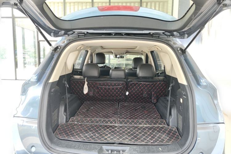 Used Dongfeng Fengon 580 2017 1.5T CVT Luxury Model Trunk