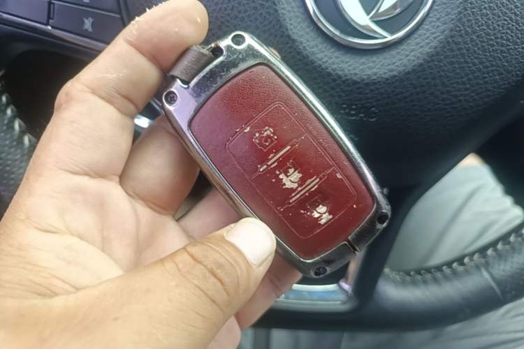 Used Dongfeng Fengon 580 2017 1.5T Manual Luxury Model Vehicle Key