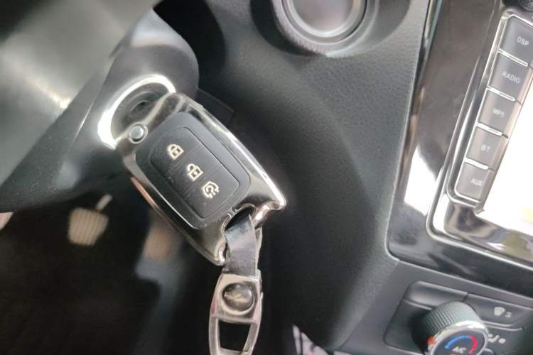 Used Dongfeng Fengon 580 2017 1.8L Manual Comfort Model Vehicle Key