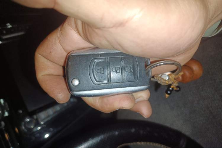 Used Dongfeng Fengon 580 2017 1.8L Manual Comfort Model Vehicle Key