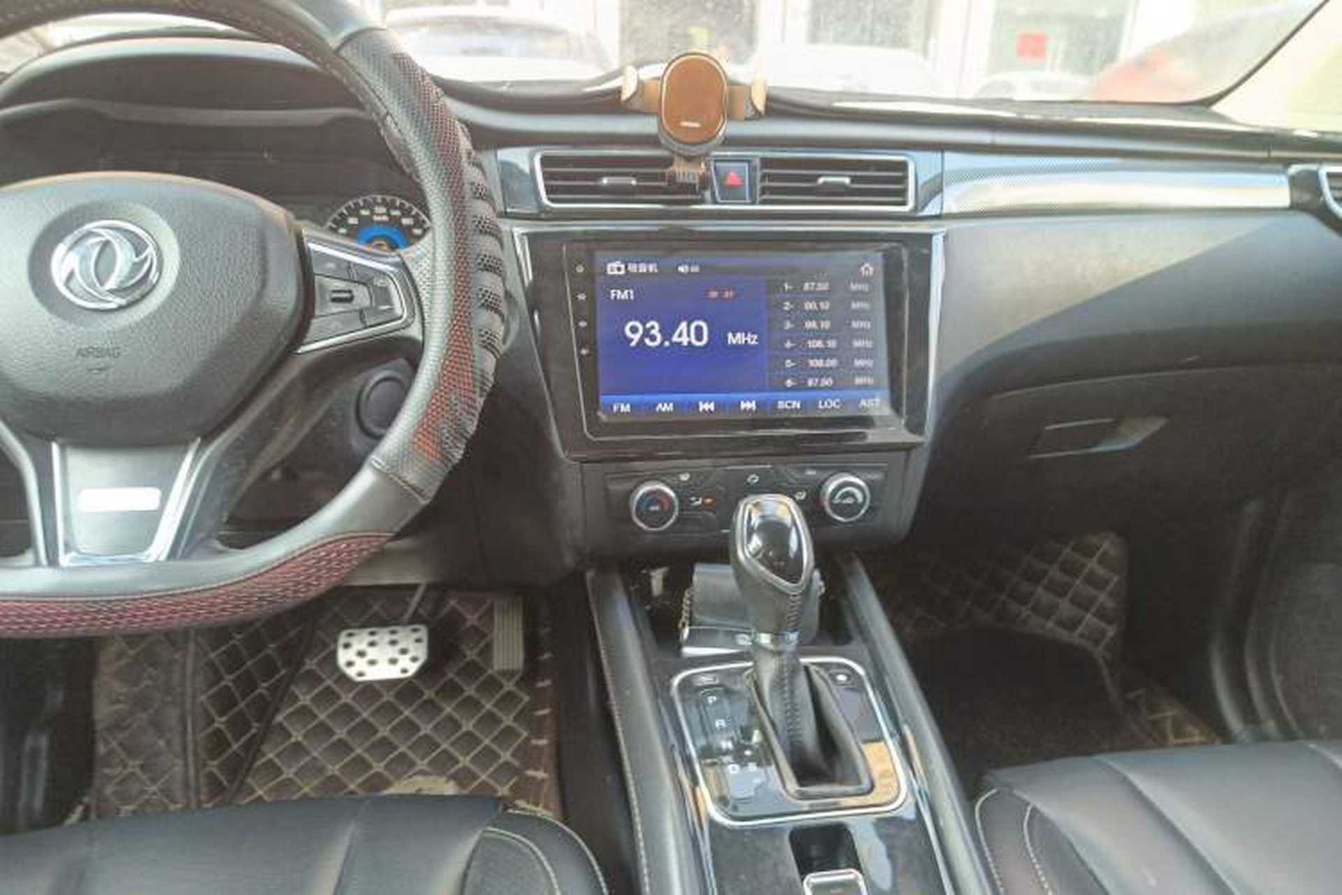 Used Dongfeng Fengon 580 2017 1.5T CVT Luxury Model Audio And AC Panel