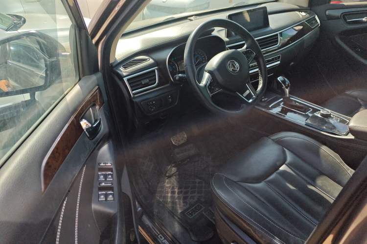 Used Dongfeng Fengon 580 2017 1.5T CVT Smart Style Model Driver Seat
