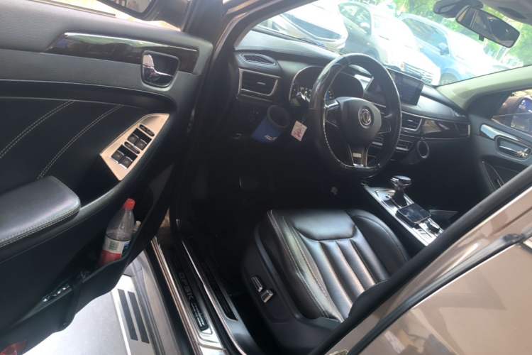 Used Dongfeng Fengon 580 2017 1.5T CVT Comfort Model Driver Seat