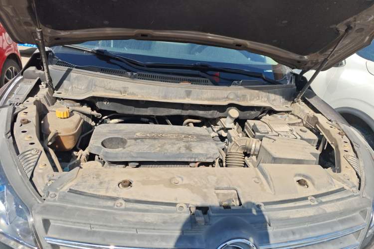 Used Dongfeng Fengon 580 2017 1.5T CVT Smart Style Model Engine Bay