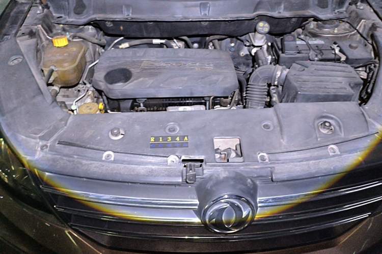 Used Dongfeng Fengon 580 2017 1.5T CVT Smart Style Model Engine Bay