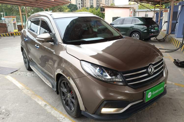 Used Dongfeng Fengon 580 2017 1.5T CVT Smart Connectivity Model Exterior 2