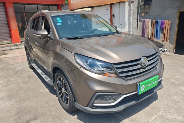 Used Dongfeng Fengon 580 2017 1.5T CVT Smart Style Model Front Right 45 Deg