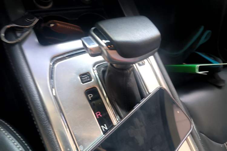 Used Dongfeng Fengon 580 2017 1.5T CVT Comfort Model Gear Lever