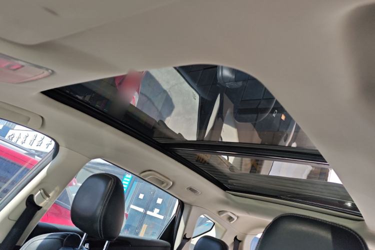 Used Dongfeng Fengon 580 2017 1.5T CVT Smart Style Model Headliner