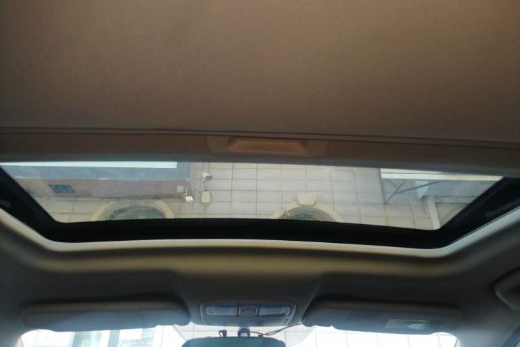 Used Dongfeng Fengon 580 2017 1.8L Manual Comfort Model Headliner
