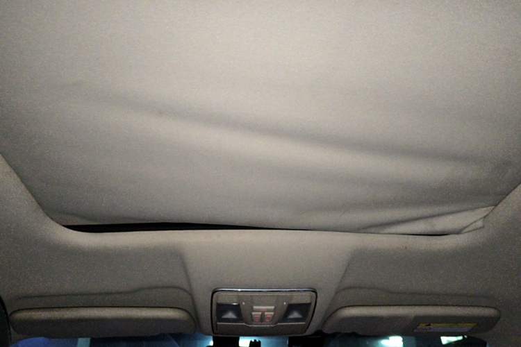 Used Dongfeng Fengon 580 2017 1.5T CVT Smart Style Model Headliner