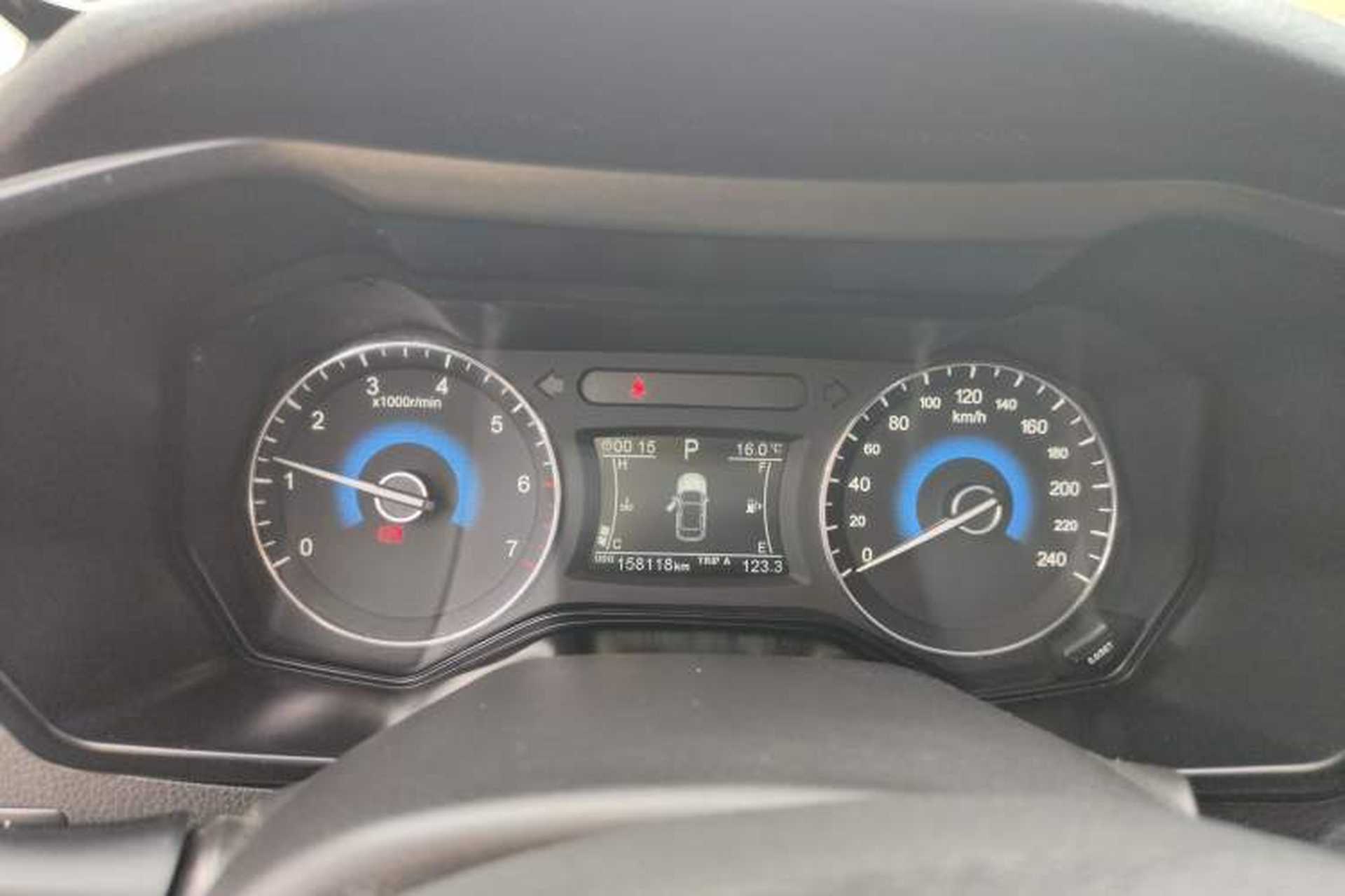 Used Dongfeng Fengon 580 2017 1.5T CVT Comfort Model Instrument Cluster