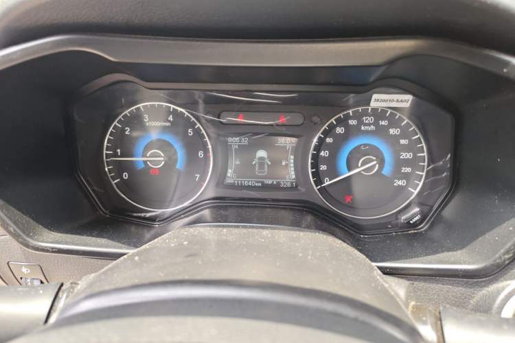 Used Dongfeng Fengon 580 2017 1.5T Manual Luxury Model Instrument Cluster