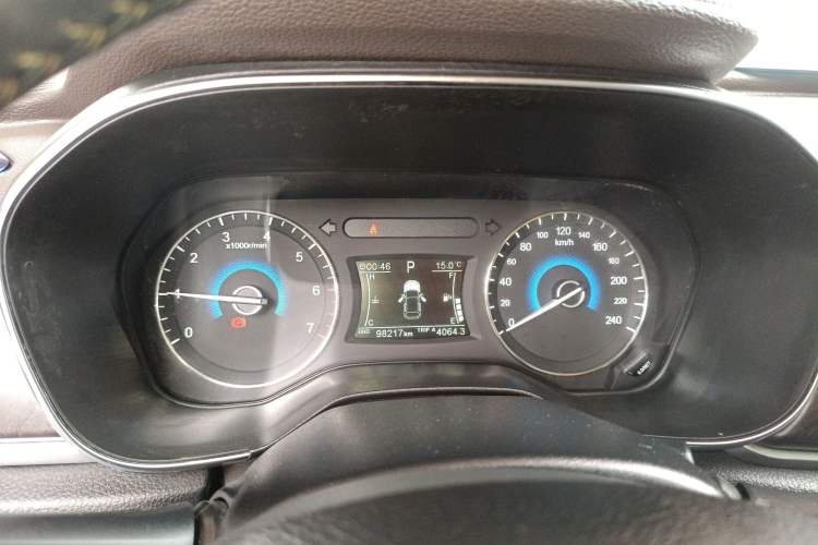 Used Dongfeng Fengon 580 2017 1.5T CVT Smart Connectivity Model Instrument Cluster