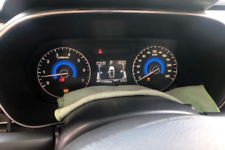 Used Dongfeng Fengon 580 2017 1.5T CVT Comfort Model Instrument Cluster