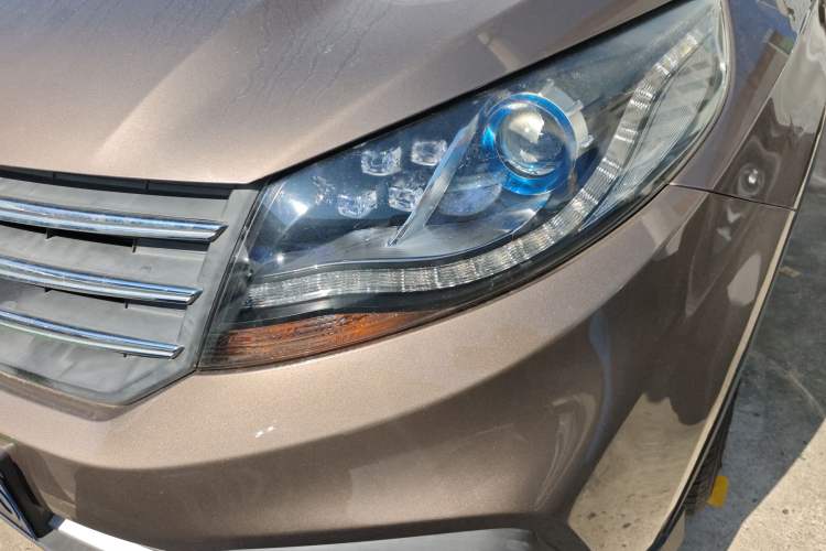 Used Dongfeng Fengon 580 2017 1.5T CVT Smart Style Model Left Front Headlight