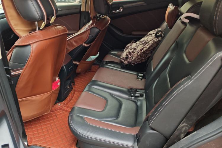 Used Dongfeng Fengon 580 2017 1.5T CVT Luxury Model Left Rear Seat