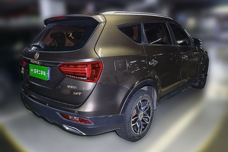 Used Dongfeng Fengon 580 2017 1.5T CVT Smart Style Model Rear Right 45 Deg