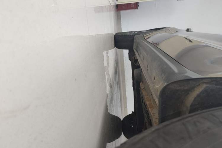 Used Dongfeng Fengon 580 2017 1.5T CVT Luxury Model Right Side Sill