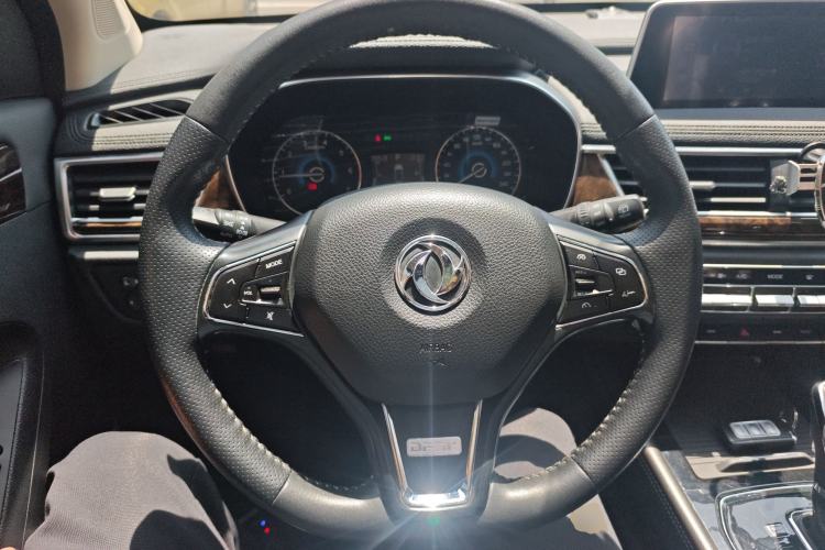 Used Dongfeng Fengon 580 2017 1.5T CVT Smart Style Model Steering Wheel
