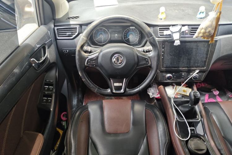 Used Dongfeng Fengon 580 2017 1.5T Manual Luxury Model Steering Wheel