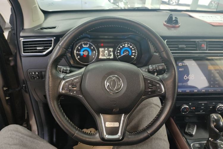 Used Dongfeng Fengon 580 2017 1.5T CVT Luxury Model Steering Wheel