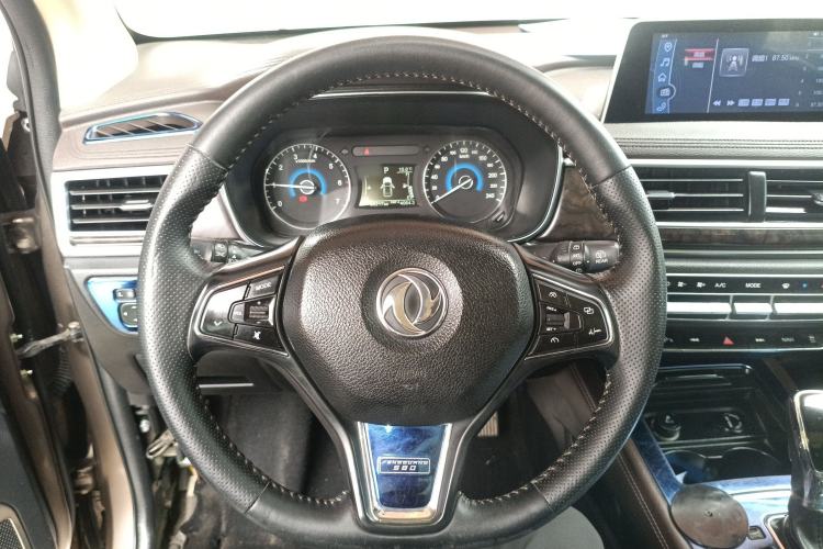 Used Dongfeng Fengon 580 2017 1.5T CVT Smart Connectivity Model Steering Wheel