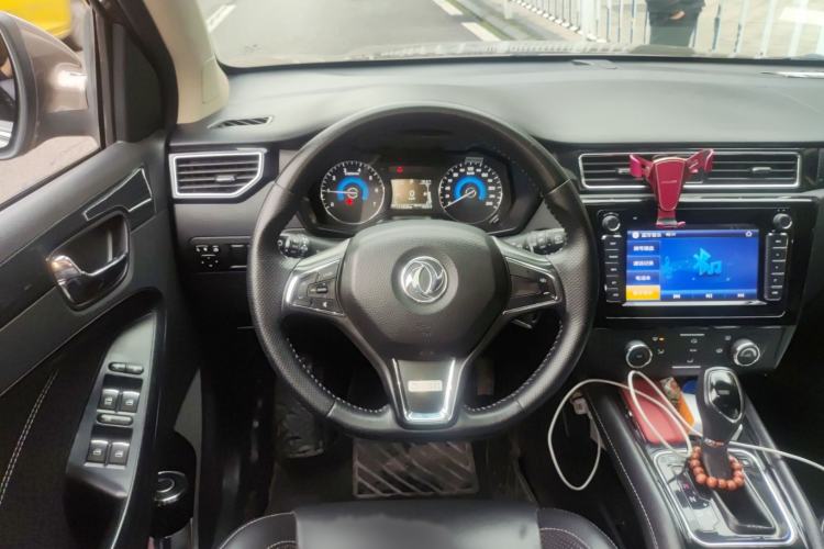 Used Dongfeng Fengon 580 2017 1.5T CVT Comfort Model Steering Wheel