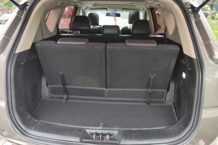 Used Dongfeng Fengon 580 2017 1.5T CVT Comfort Model Trunk