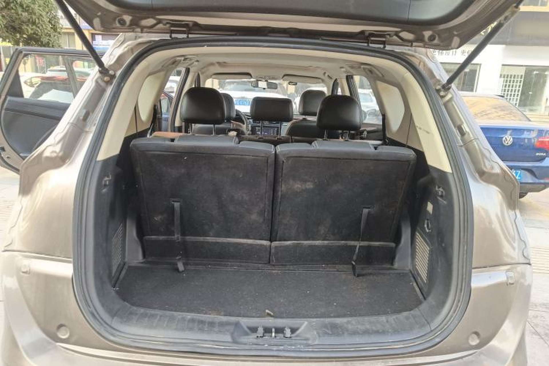 Used Dongfeng Fengon 580 2017 1.5T CVT Luxury Model Trunk