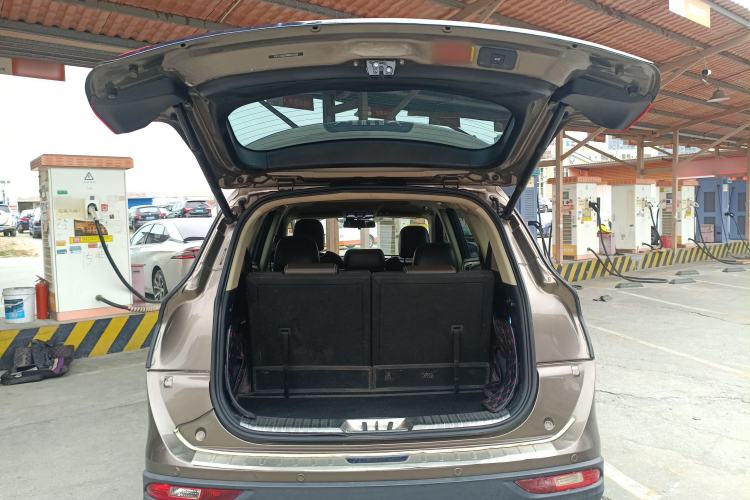 Used Dongfeng Fengon 580 2017 1.5T CVT Smart Connectivity Model Trunk
