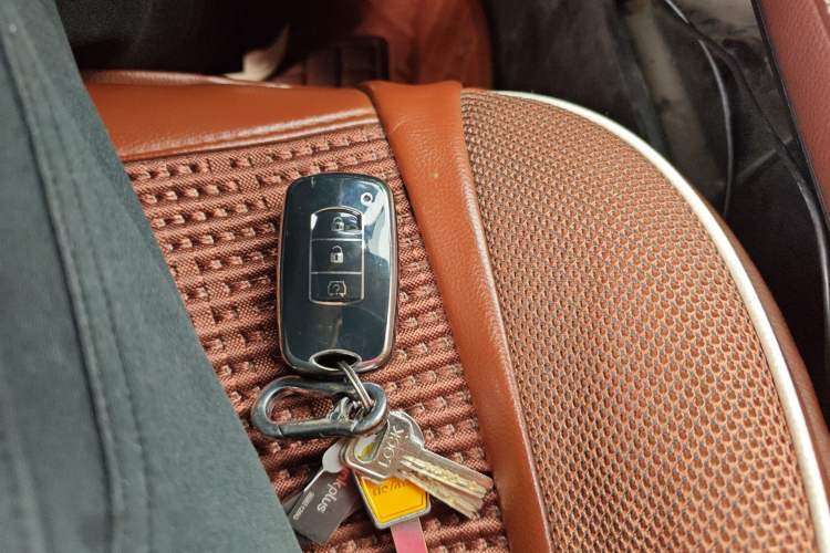 Used Dongfeng Fengon 580 2017 1.5T CVT Luxury Model Vehicle Key