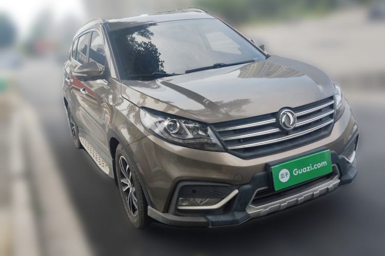 Used Dongfeng Fengon 580 2017 1.5T CVT Smart Style Model Front Right 45 Deg