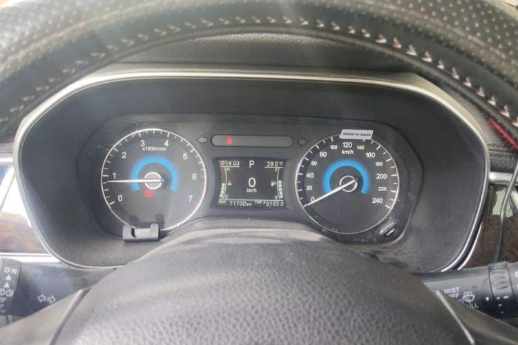 Used Dongfeng Fengon 580 2017 1.5T CVT Smart Style Model Instrument Cluster