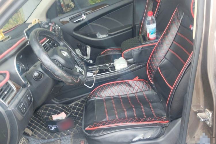 Used Dongfeng Fengon 580 2017 1.5T CVT Smart Style Model Left Front Seat