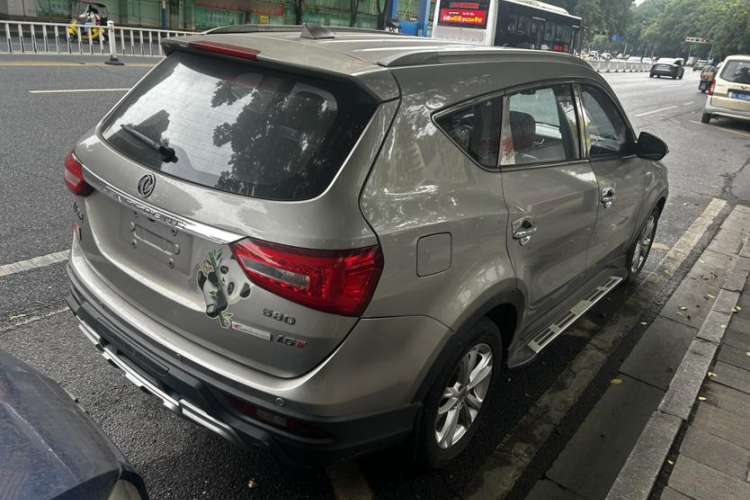 Used Dongfeng Fengon 580 2017 1.5T CVT Comfort Model Exterior 4