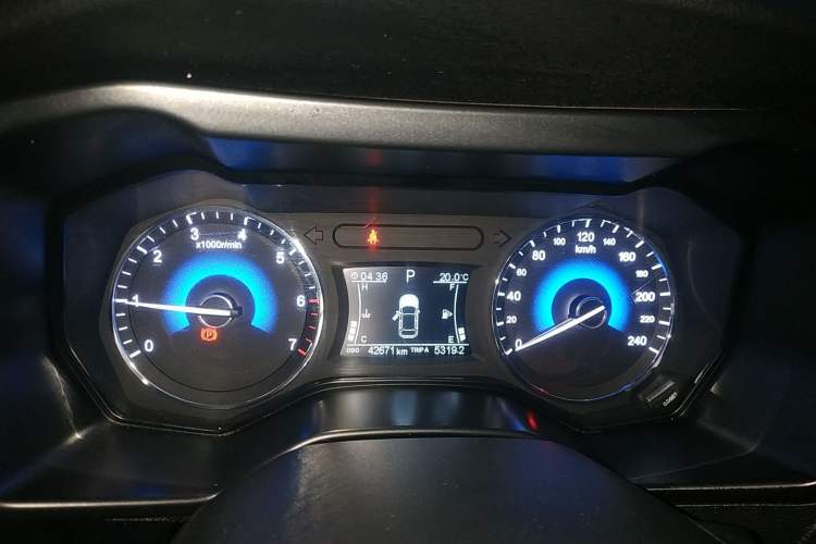Used Dongfeng Fengon 580 2017 1.5T CVT Comfort Model Instrument Cluster