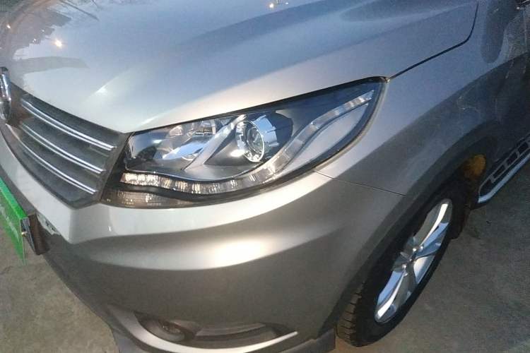 Used Dongfeng Fengon 580 2017 1.5T CVT Comfort Model Left Front Headlight