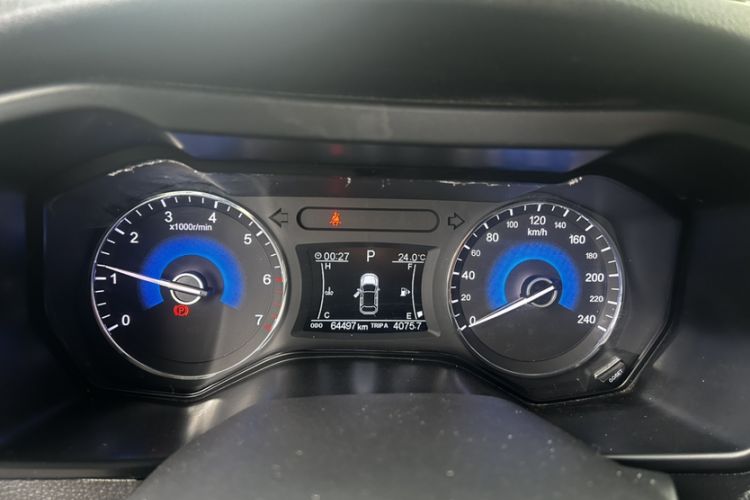 Used Dongfeng Fengon 580 2017 1.5T CVT Comfort Model Odometer Close Up