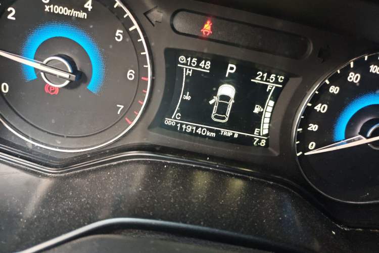 Used Dongfeng Fengon 580 2017 Revised Version 1.5T CVT Luxury Edition Odometer Close Up