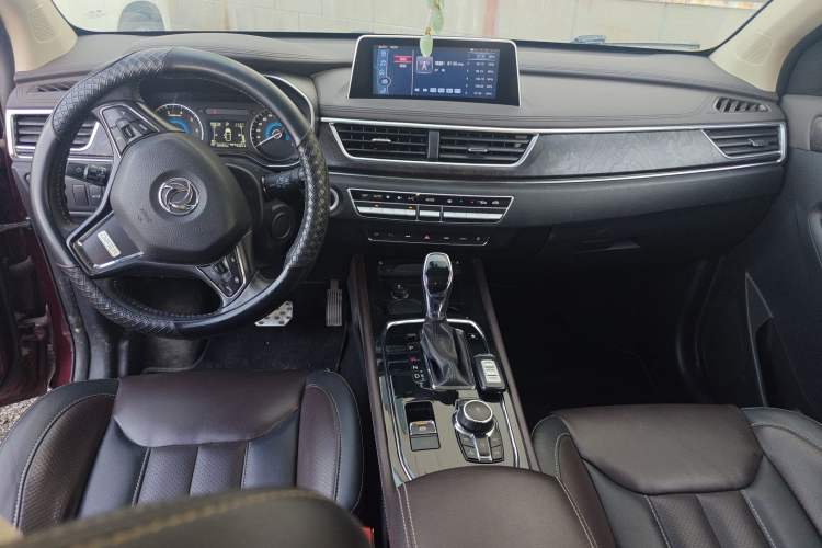 Used Dongfeng Fengon 580 2017 1.5T CVT Smart Connectivity Model Center Console