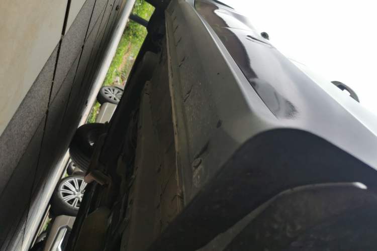 Used Dongfeng Fengon 580 2017 1.5T CVT Smart Style Model Chassis Front Right