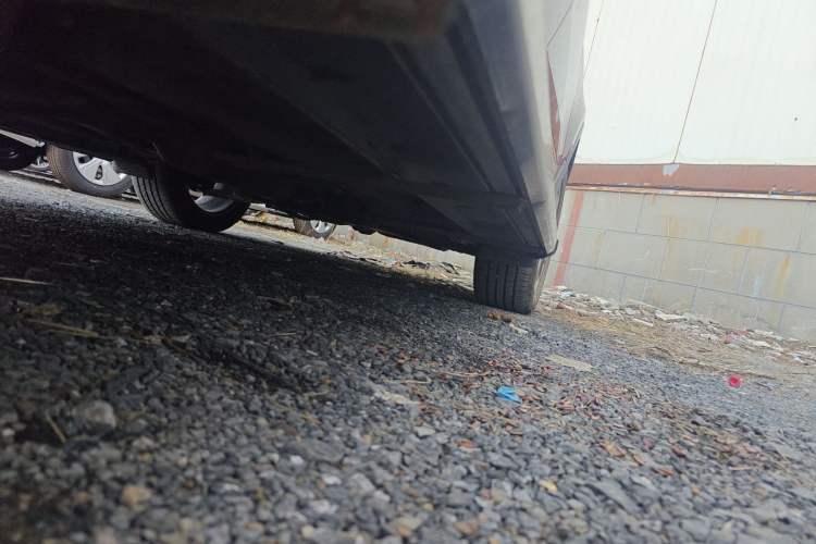 Used Dongfeng Fengon 580 2017 1.5T CVT Smart Connectivity Model Chassis Rear Right