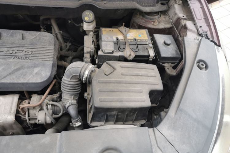 Used Dongfeng Fengon 580 2017 1.5T CVT Smart Style Model Engine Bay Left