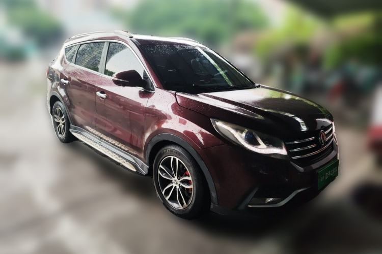 Used Dongfeng Fengon 580 2017 1.5T CVT Smart Style Model Front Right 45 Deg